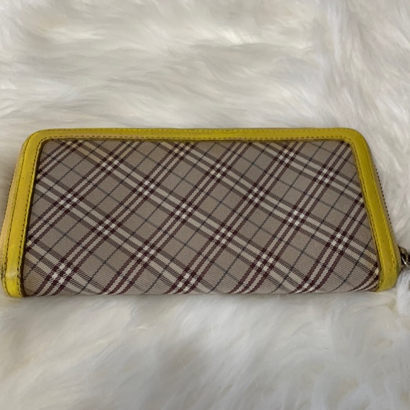 Burberry Long Wallet - Picture 3 of 11